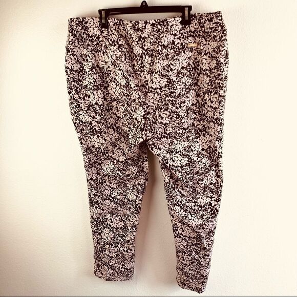 Michael Michael Kors Floral Pants - Picture 3 of 5